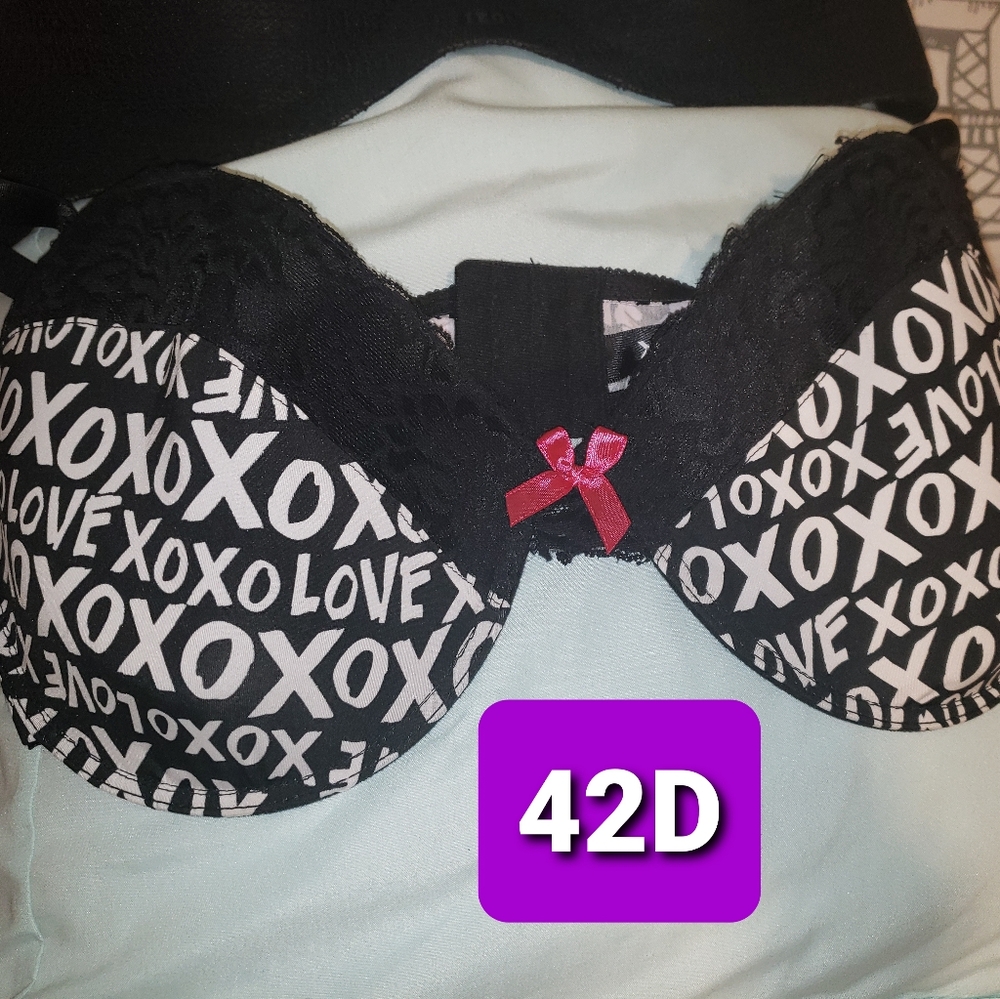 42D - Picture 2 of 3